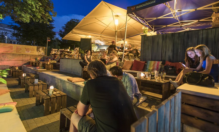 US-MEX Terraza Frauenfeld Strandbar Outdoor Abendstimmung